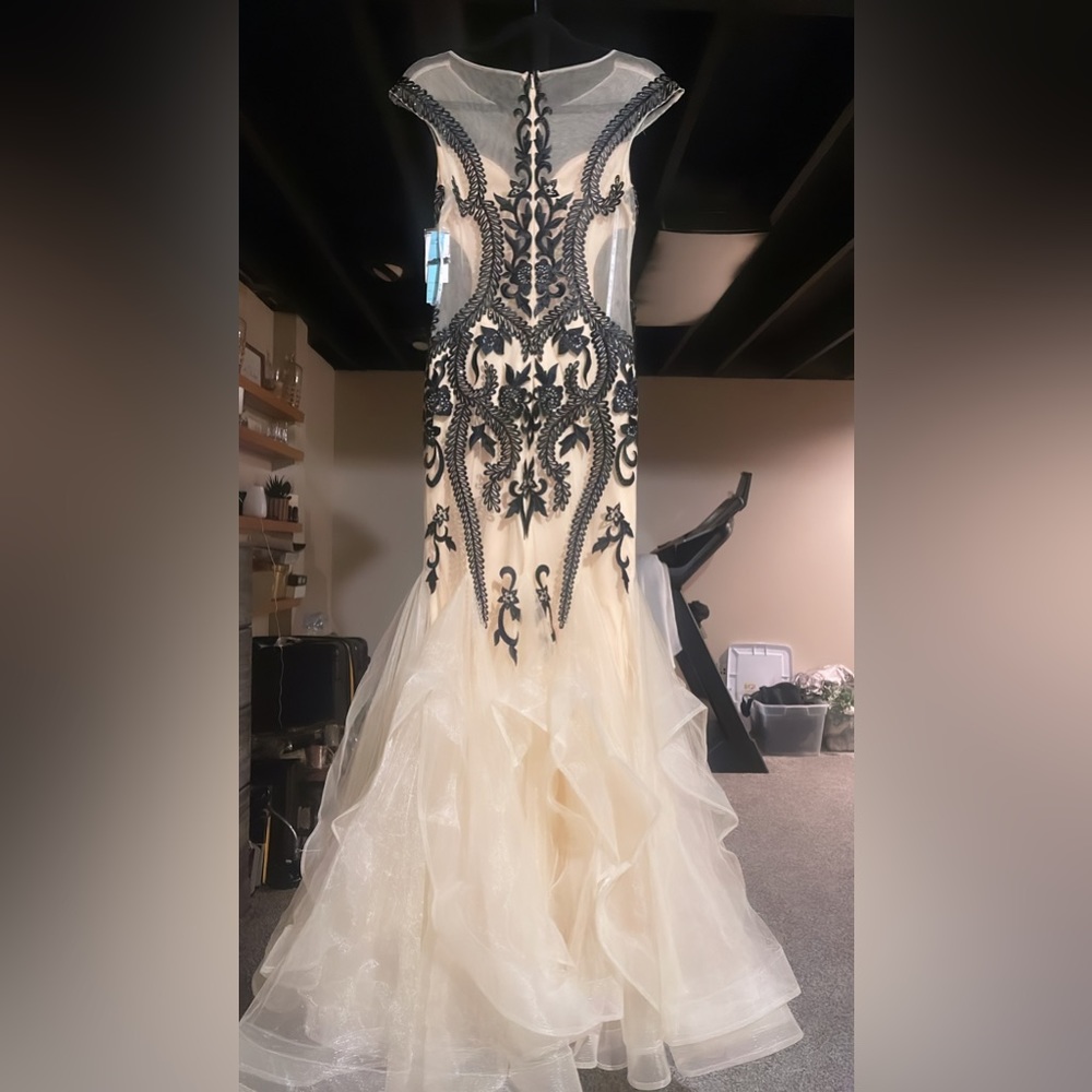 Beautiful mermaid black and nude dress! From Camilla la vie; never been worn!